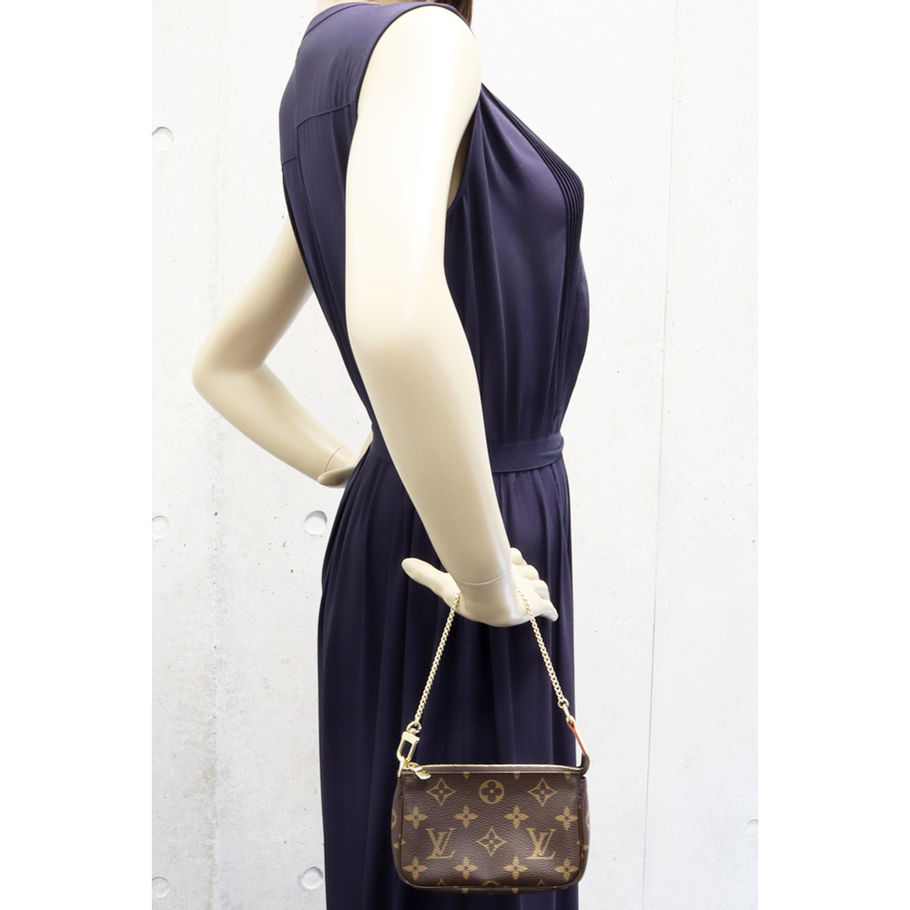 Louis Vuitton Louis Vuitton Monogram Mini Handbag M58009 Canvas Handbag M58009 - Picture 2 of 5